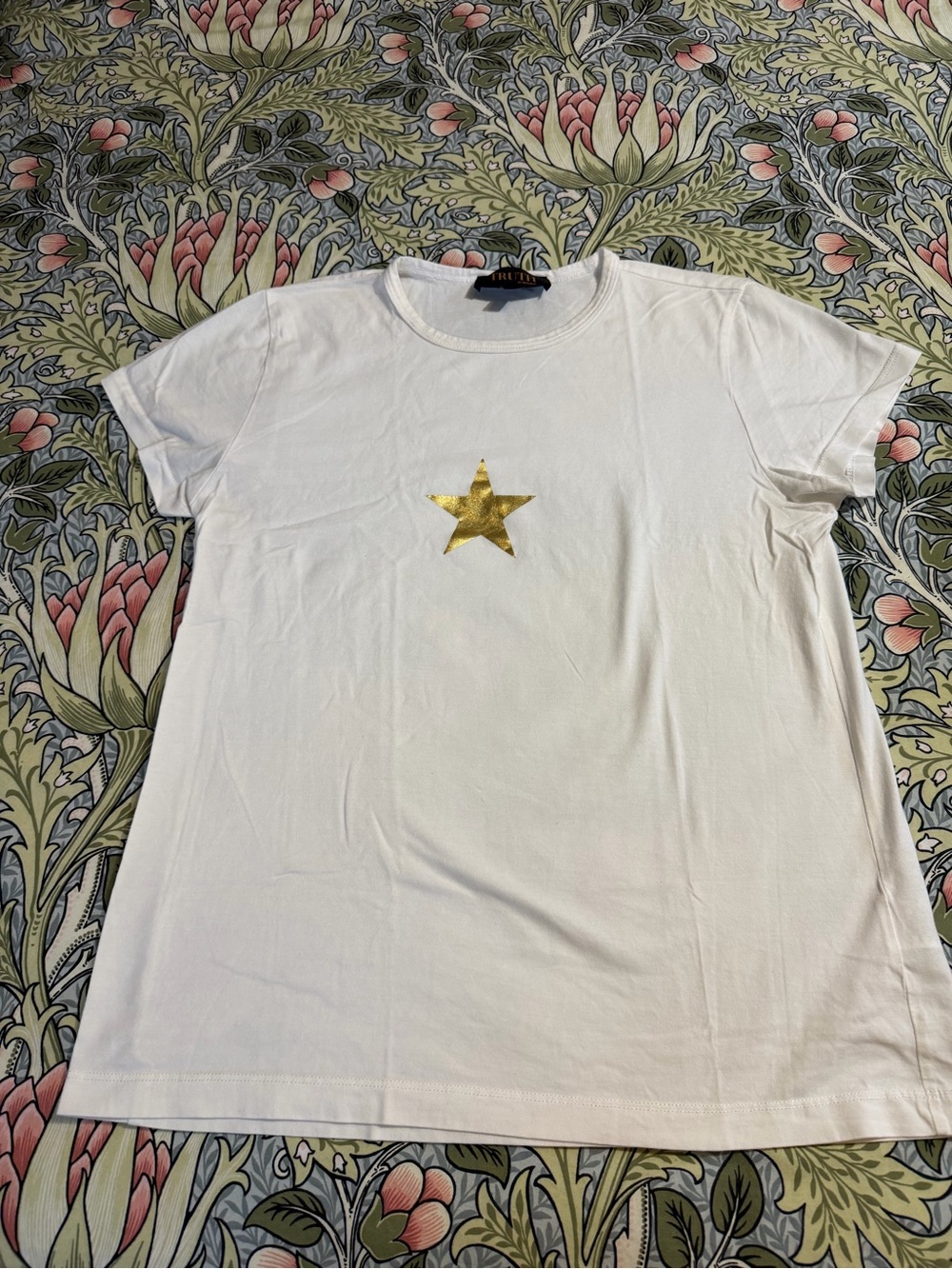 Truth White Short Sleeve Tee with Gold Star
